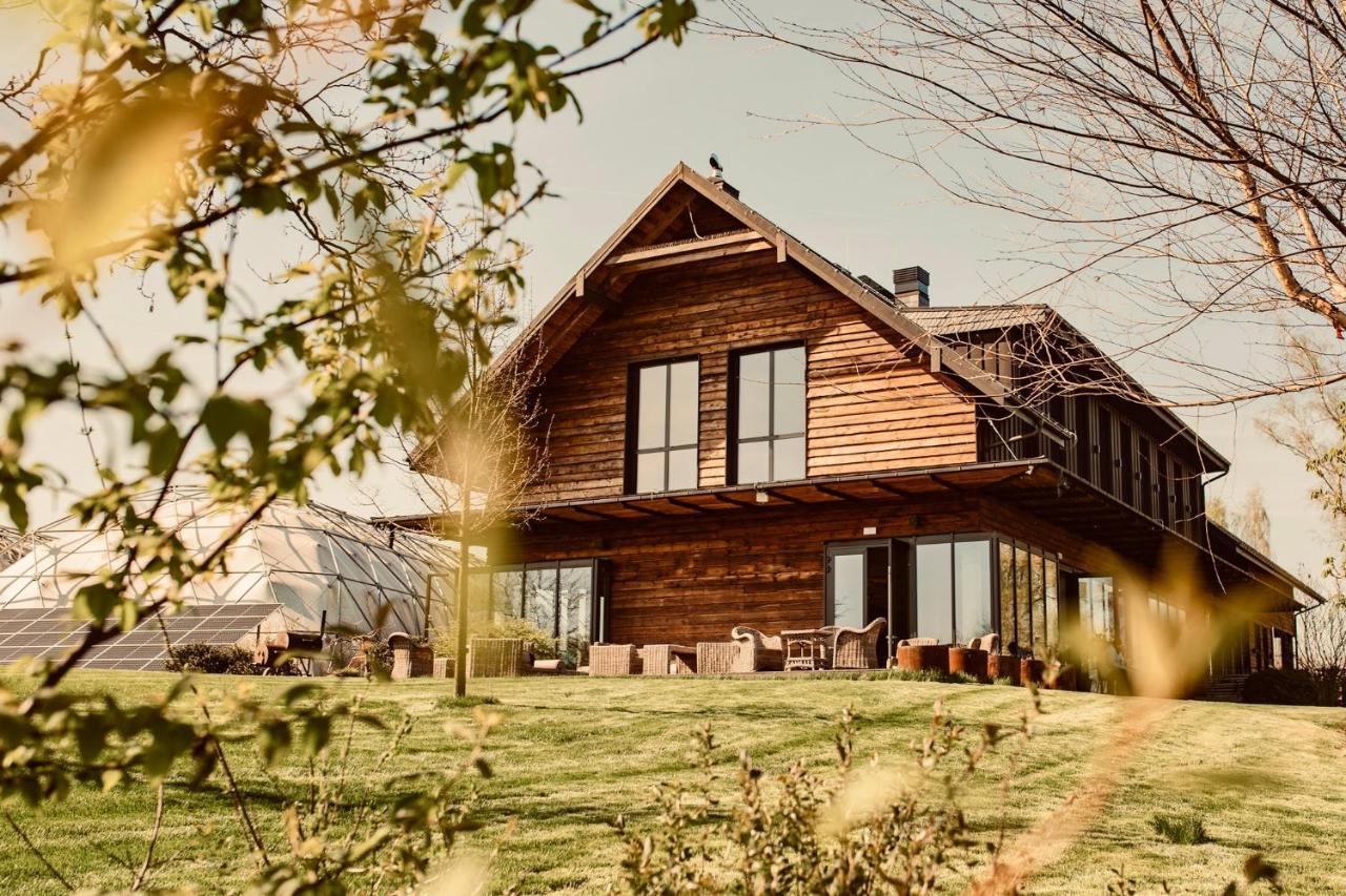 Bed and Breakfast Karma House Goscienczyce à Grojec  Extérieur photo